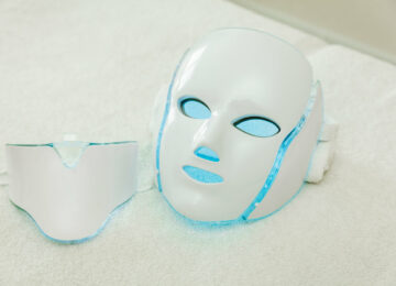 Mascarillas faciales LED, conoce sus beneficios y contraindicaciones